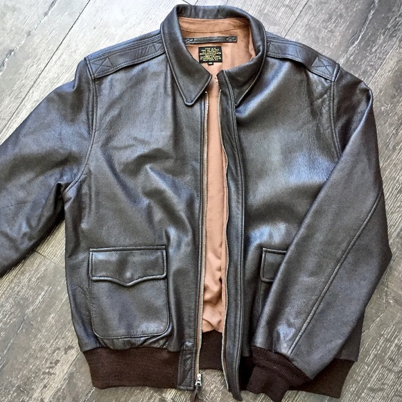 U.S Authentic Mfg. Co. Other - ❌SOLD❌ 🎉HP🎉 Leather Bomber A-2 Flight Jacket